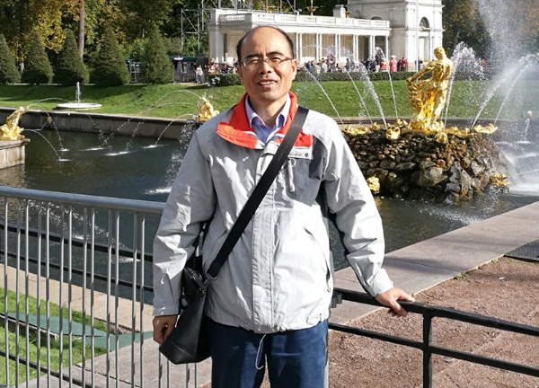 謝昕東